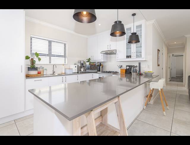 3 BEDROOM FREESTANDING SOLD IN SUNNINGDALE